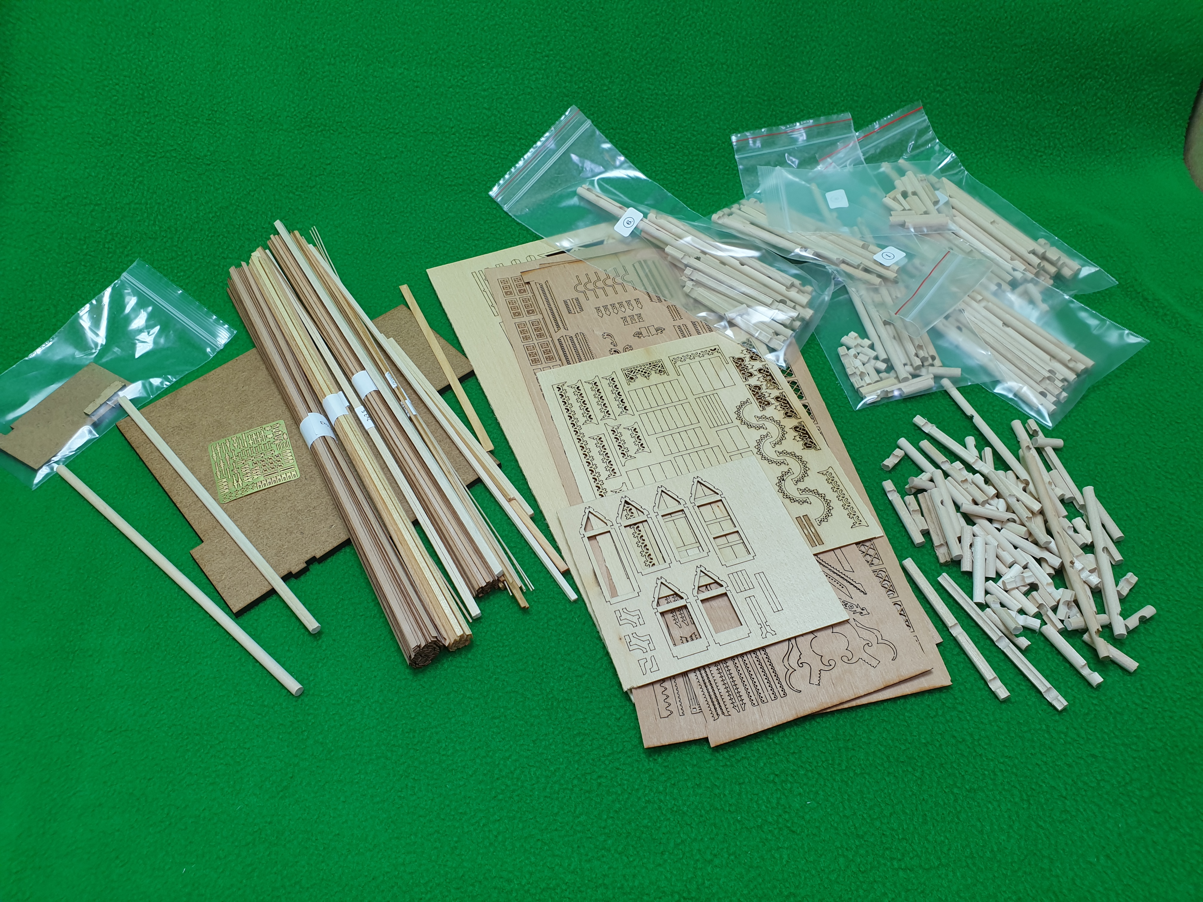 1815 сборная деревянная модель "Терем-усадьба Кузьмина" СВ Модель