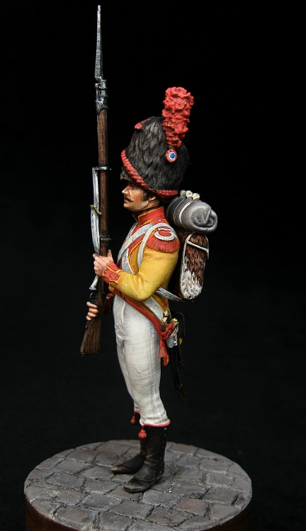 CHM-54105. Карабинер батальона Невшатель, 1810-12 гг. 54 мм. Материал –  смола. Chronos Miniatures