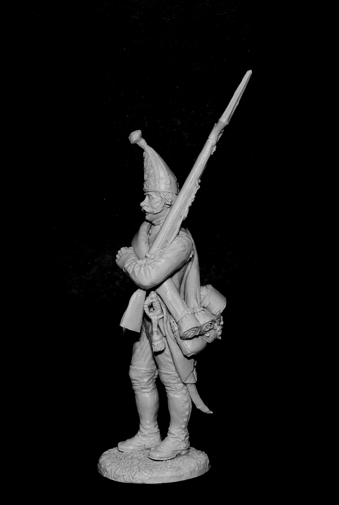 CHM-54203(M). Рядовой гренадерских (или фузелерных) полков и рот, Россия 1799 г. 54 мм. Материал - белый металл. Chronos Miniatures