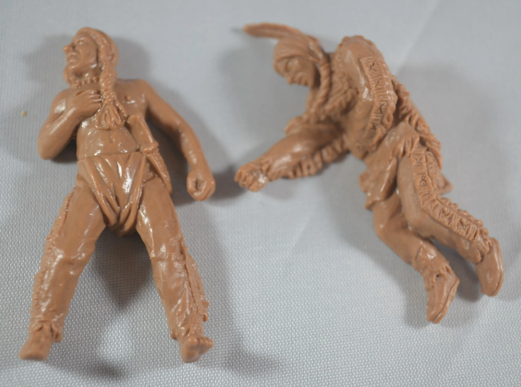 TSSD18 Фигуры Dismounted Indians with Casualties (12 x 1/32 figures) TSSD