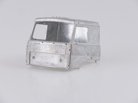 7043AVD Сборная модель МАЗ-6422 с полуприцепом МАЗ-9758 AVD Models