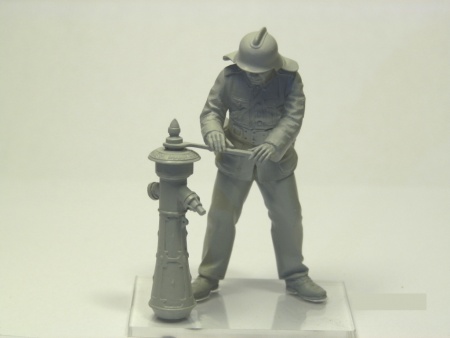 Набор фигурок 35632 Фигуры Германские пожарные 2МВ (4 фигуры) ICM